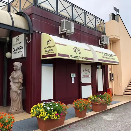 Maison d'hôtes Adams San Giovanni Lupatoto